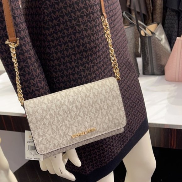 MICHAEL KORS Jet Set Travel Medium Phone Xbody Bag - Picture 13 of 16